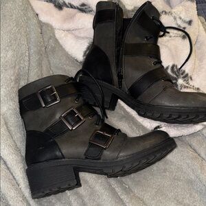boc Black and Gray Combat Boots